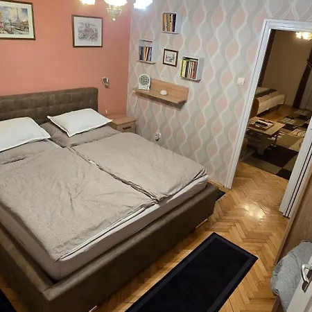 아파트 Habos Isler 16 *